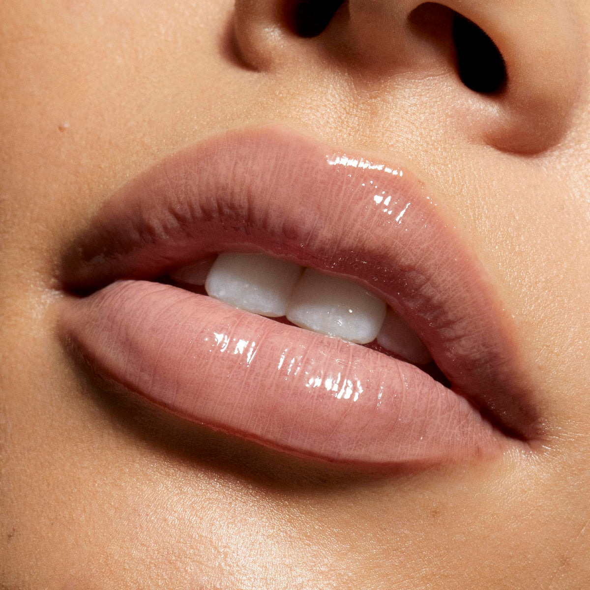 Kylie Supple Kiss Lip Glaze
