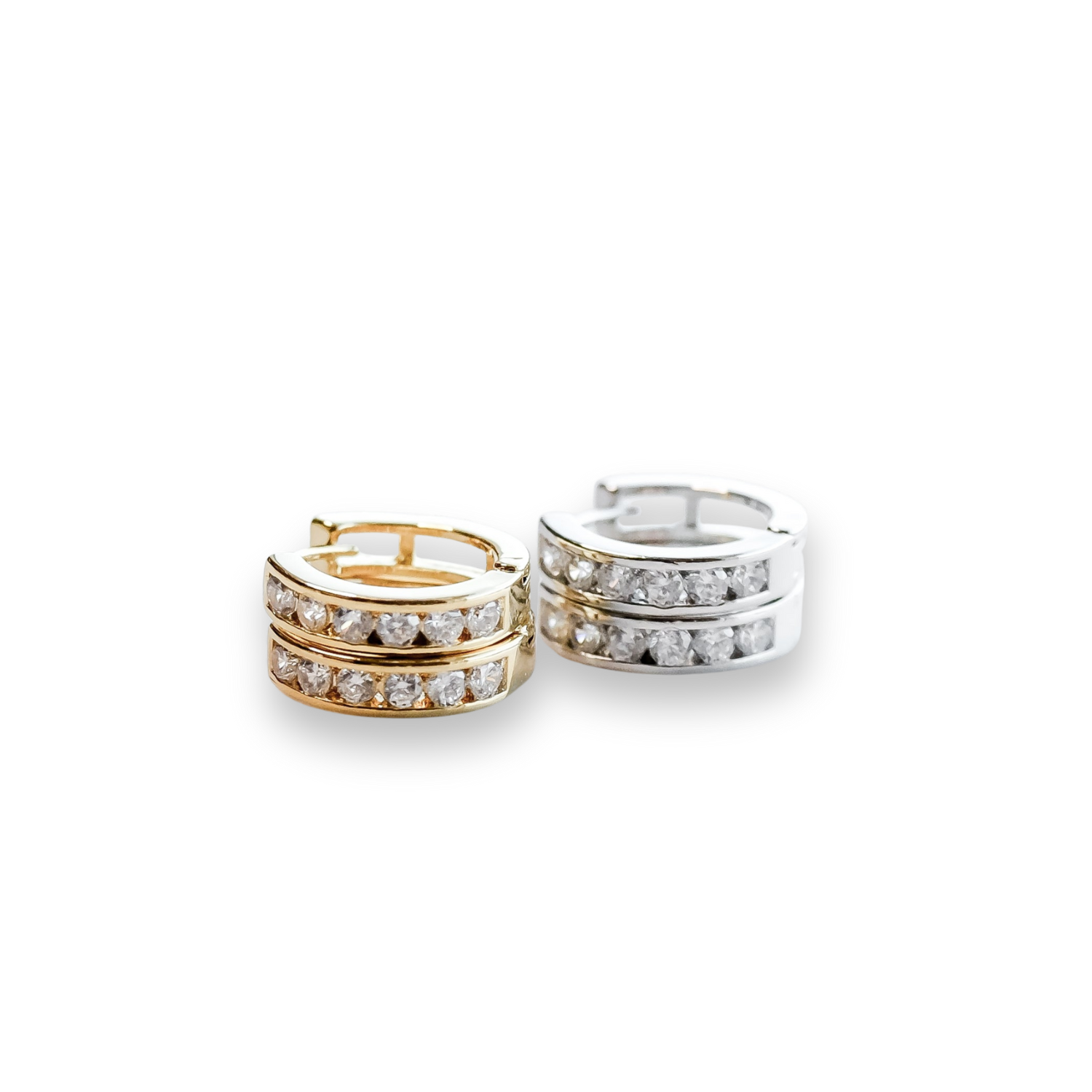 SIX Classy Kara Eyrnalokkar