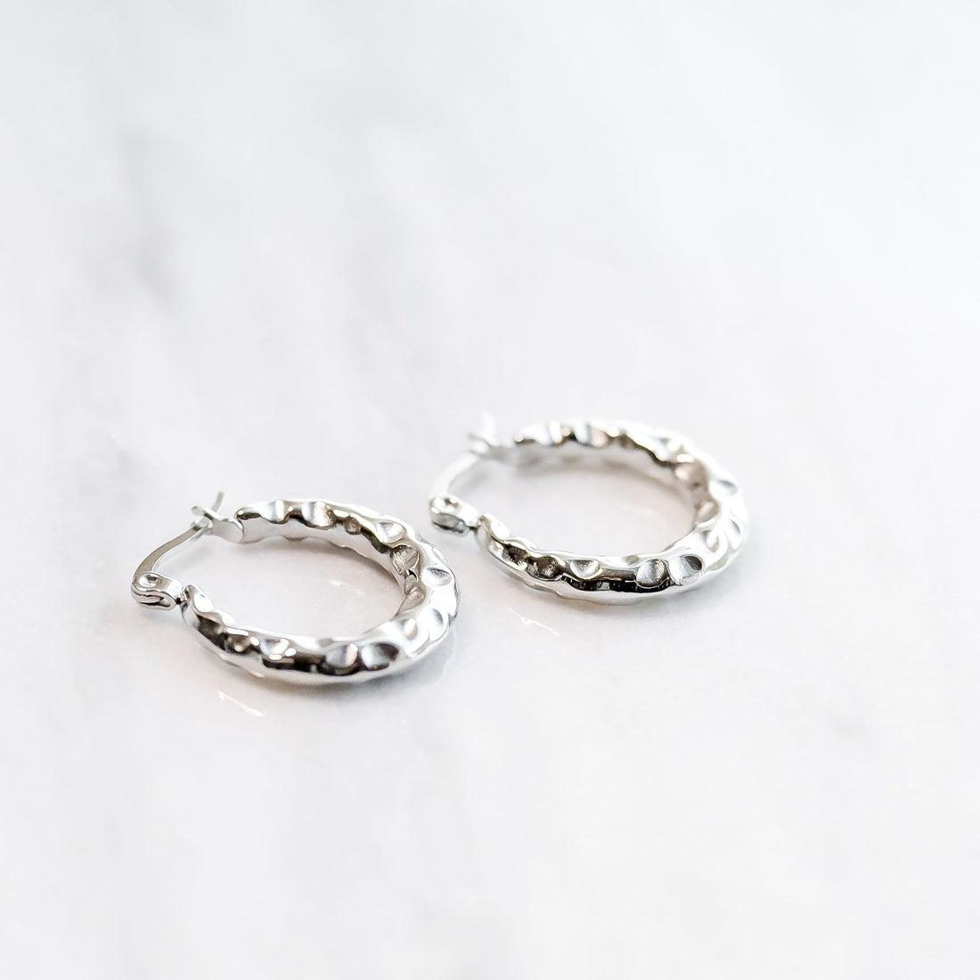 Flóð Eyrnalokkar Hoops