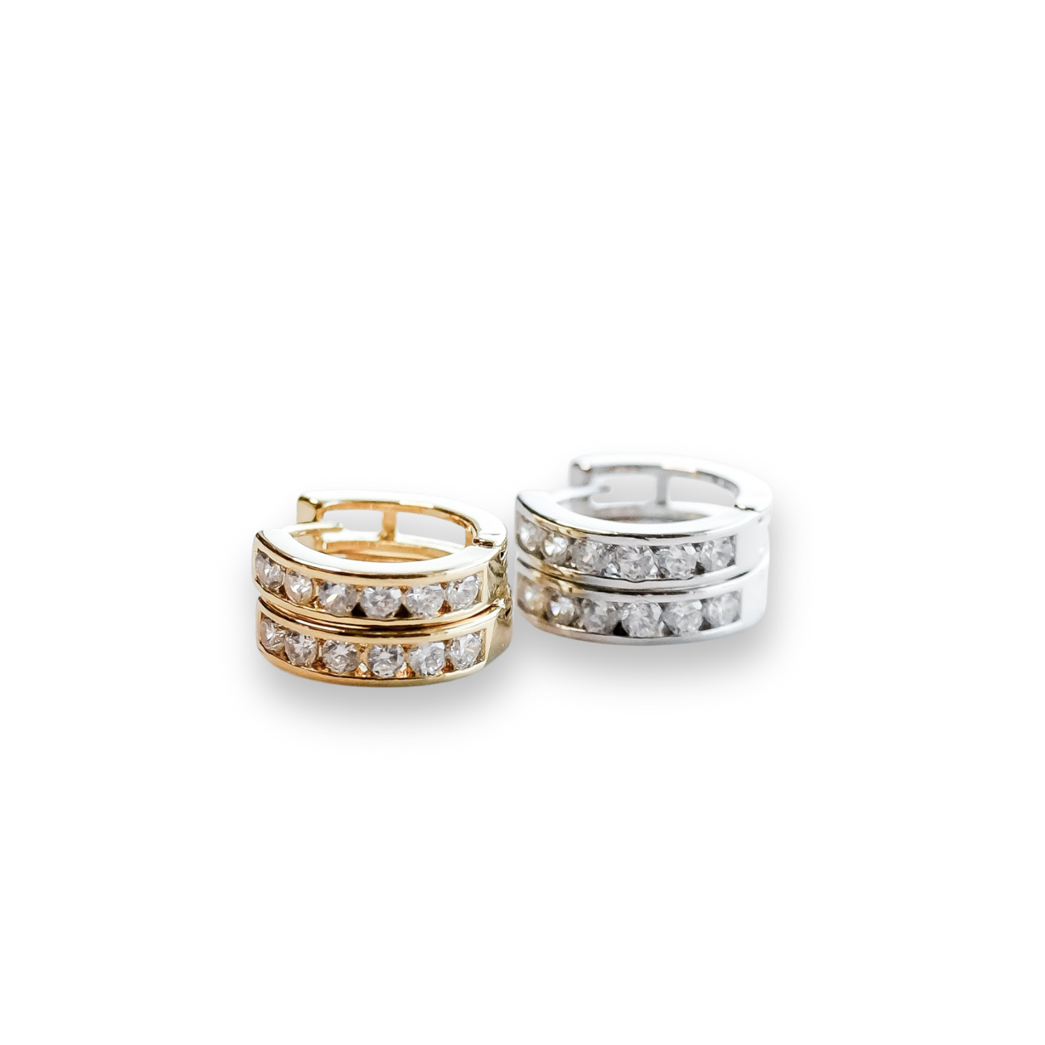 SIX Classy Kara Eyrnalokkar