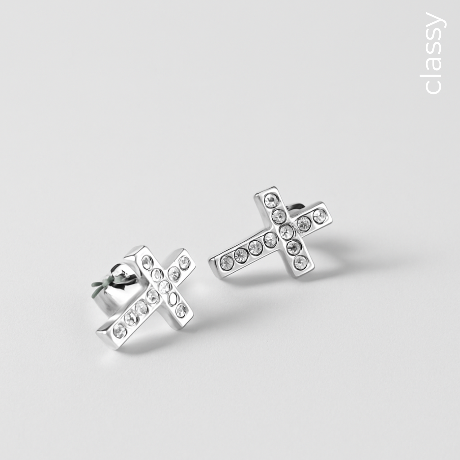 SIX Classy Kross Eyrnalokkar